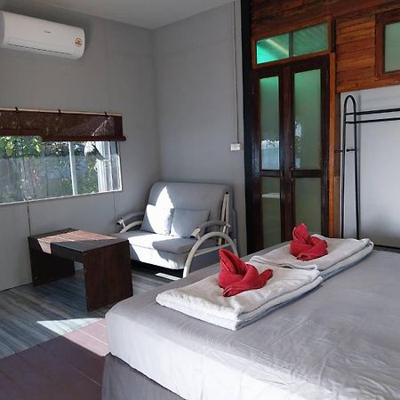 Monkey Island Resort Koh Mak Esterno foto