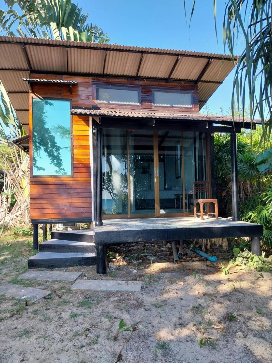 Monkey Island Resort Koh Mak Esterno foto
